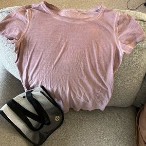 Lululemon short sleeve shirt